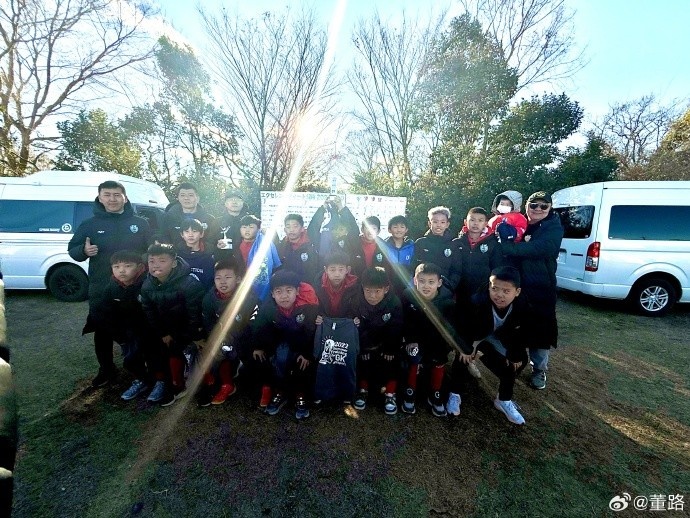  8戰(zhàn)全勝奪日本杯賽冠軍！中國(guó)足球小將發(fā)布感謝信