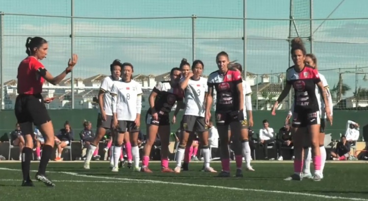  唐佳麗梅開二度、邵子欽破門，中國女足3-2擊敗Alhama俱樂部女足