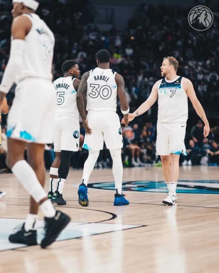  拿0分的NBA首發(fā)，所有人都為他叫好