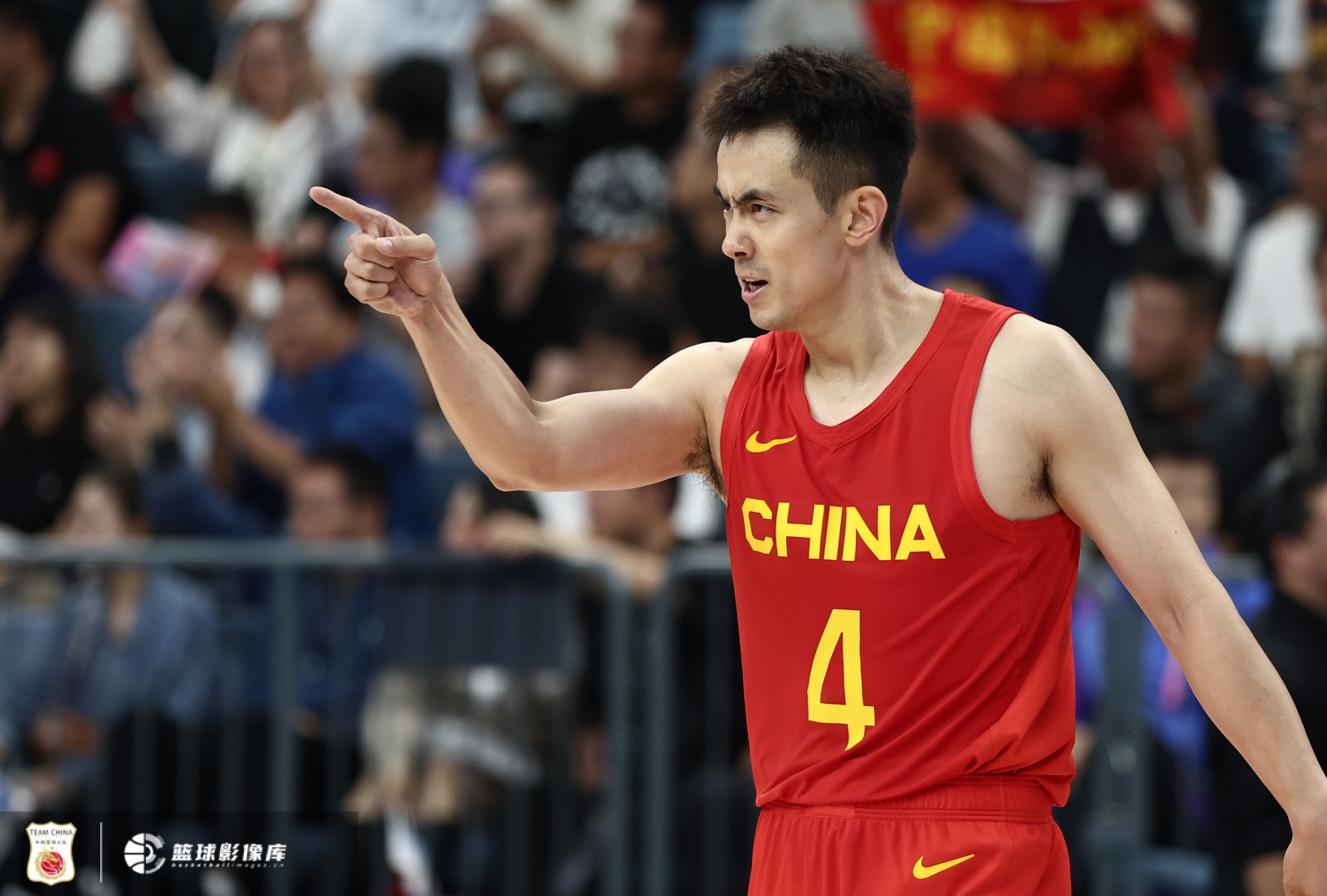  攻防俱佳！趙繼偉半場拿到6分1板4助2斷 正負值+14