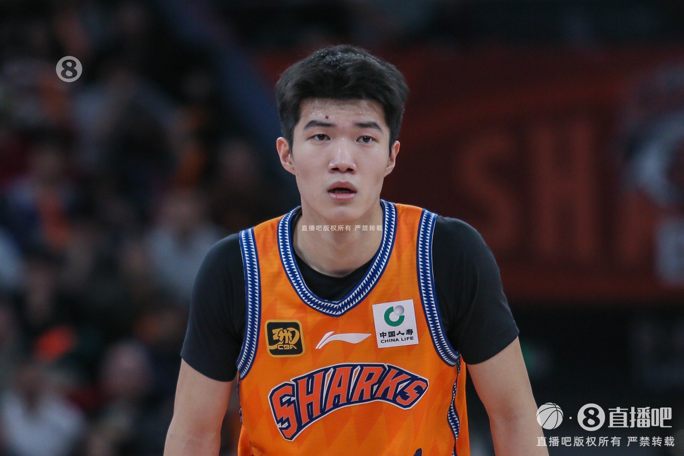  敢打敢拼！偰李永煒半場3投2中拿到5分2助0失誤 正負值達+12